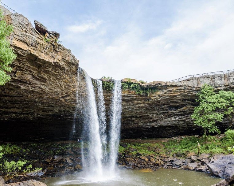 Noccalula Falls, United States